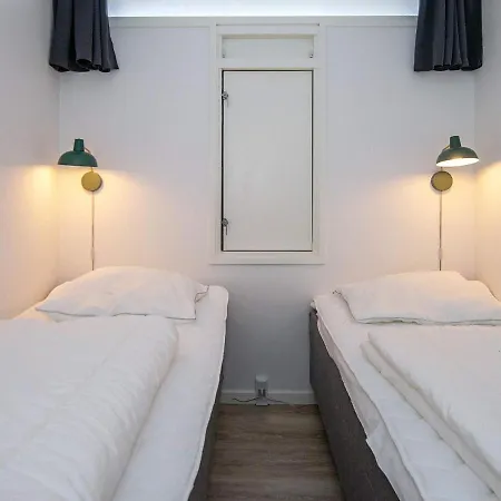 4 Person On A In Apartament *
